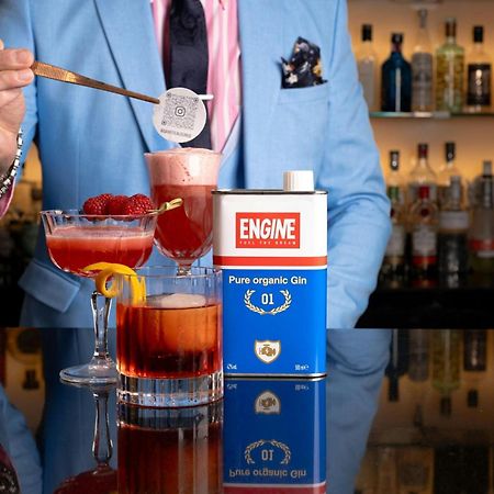 London Marriott Hotel Canary Wharf Luaran gambar Engine Gin