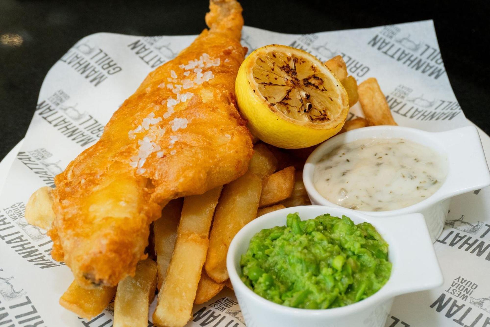 London Marriott Hotel Canary Wharf Luaran gambar Fish and chips
